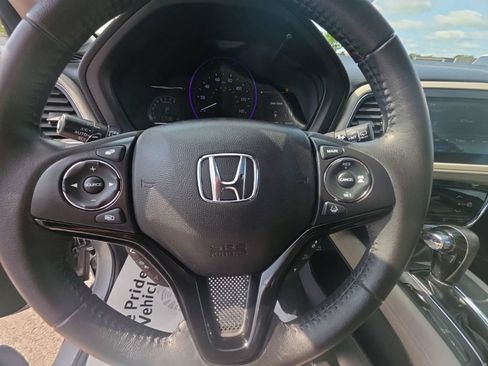 Used 2021 Honda HR-V EX-L image 17