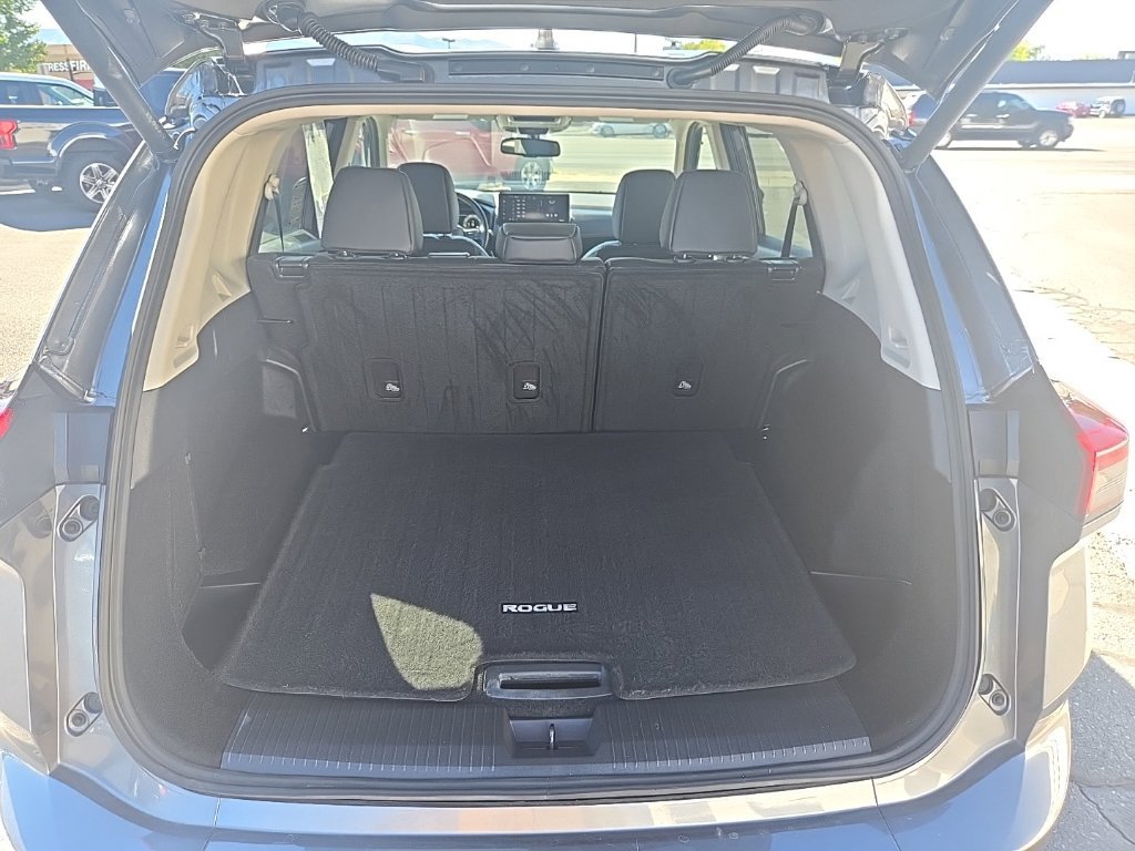 Used 2026 Nissan Rogue SL AWD/4WD image 26