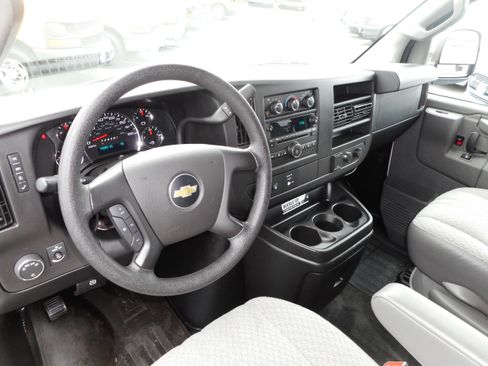Used 2016 Chevrolet Express 3500 LT w/ LT Preferred Equipment Group image 14