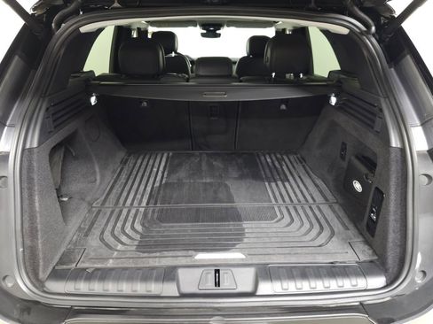 Used 2024 Land Rover Range Rover Sport SE image 6