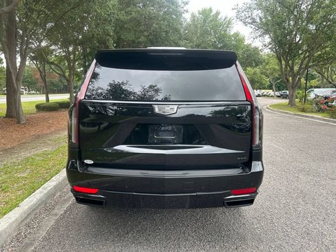 Used 2023 Cadillac Escalade Sport Platinum w/ LPO, ONYX Package AWD/4WD image 7