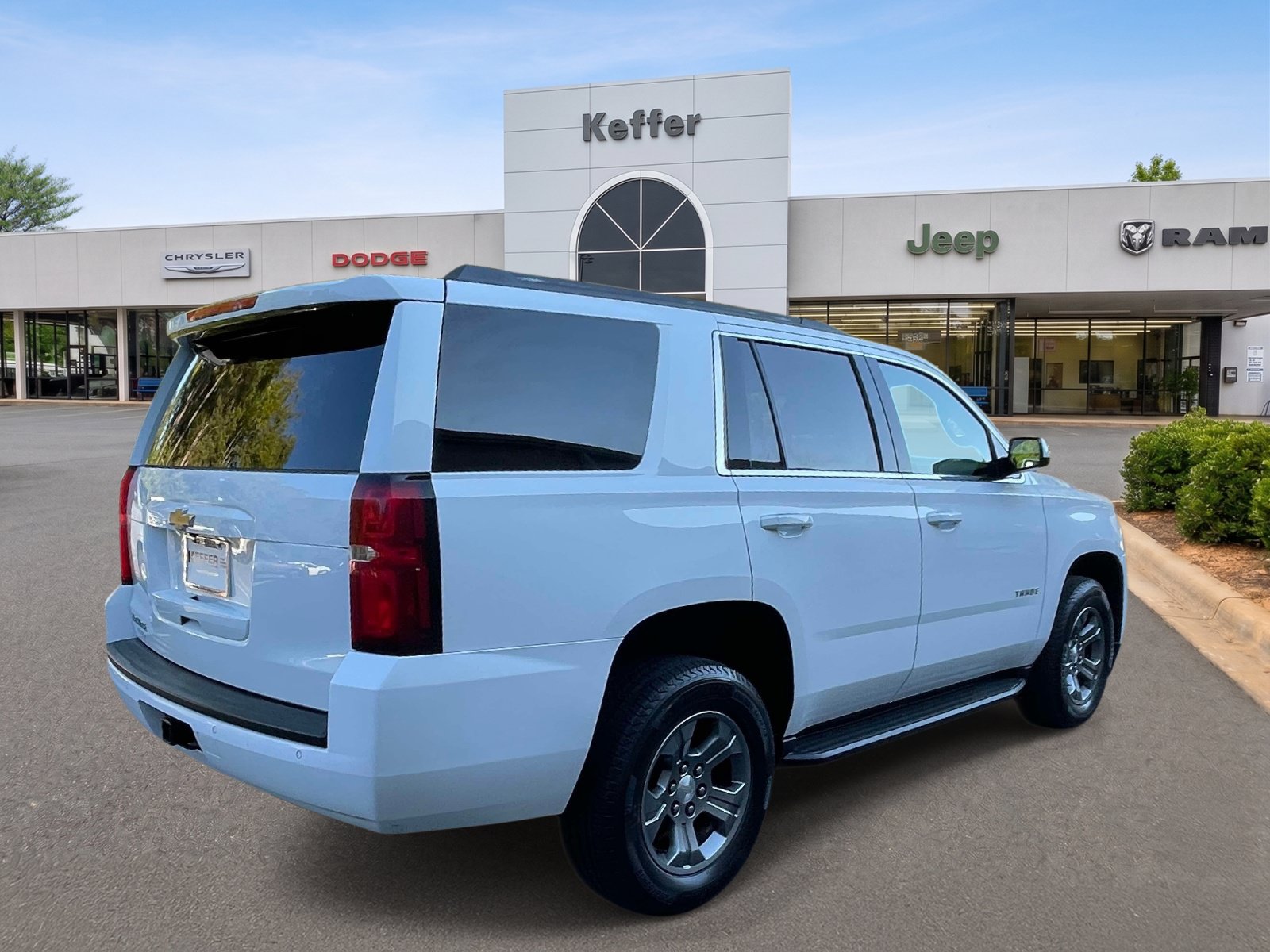 Used 2020 Chevrolet Tahoe LS w/ Max Trailering Package AWD/4WD image 6