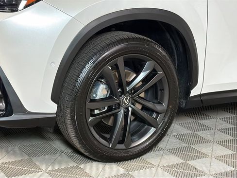 Used 2025 Lexus NX 450h+ AWD w/ Luxury Package image 4