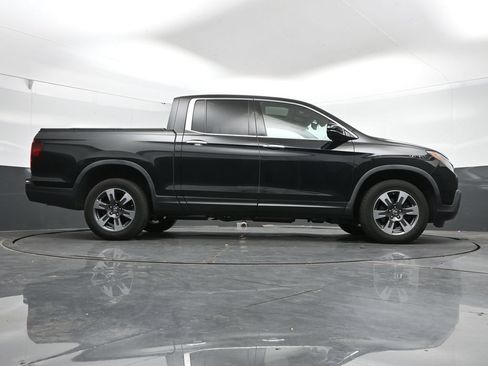 Used 2018 Honda Ridgeline RTL-E image 32