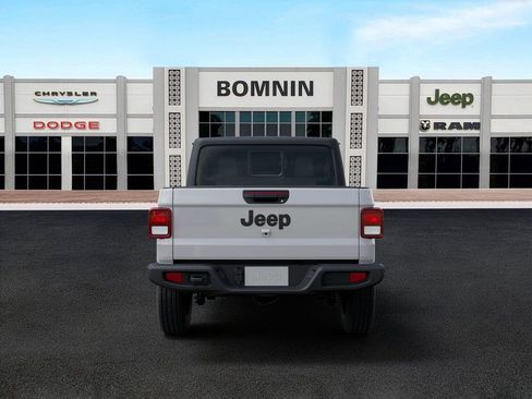 New 2026 Jeep Gladiator Sport AWD/4WD image 7