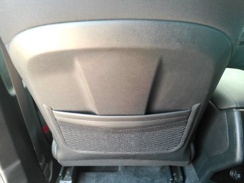 Used 2025 Kia Sorento LX FWD image 25