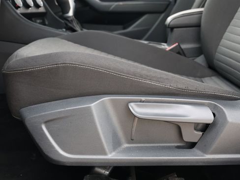 Used 2024 Volkswagen Jetta S image 28