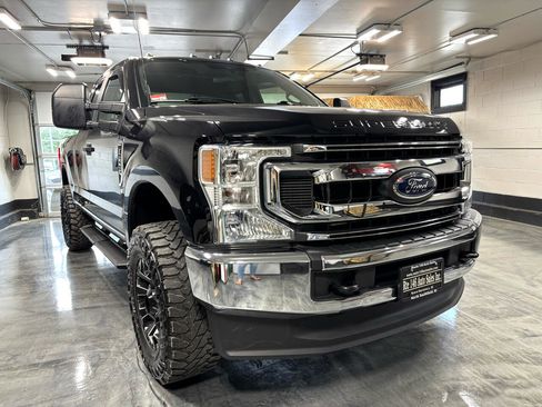 Used 2021 Ford F250 XL w/ STX Appearance Package image 3