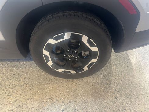 Used 2025 Hyundai Santa Fe SEL image 31