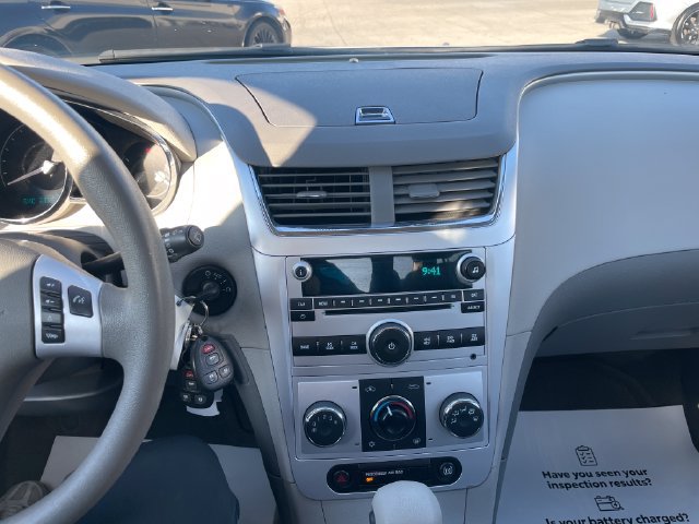 Used 2011 Chevrolet Malibu LS FWD image 12