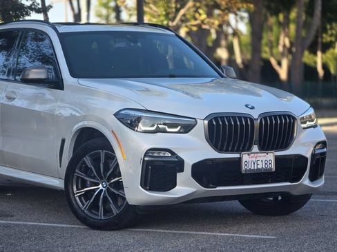 Used 2020 BMW X5 M50i w/ Parking Assistance Package AWD/4WD image 2