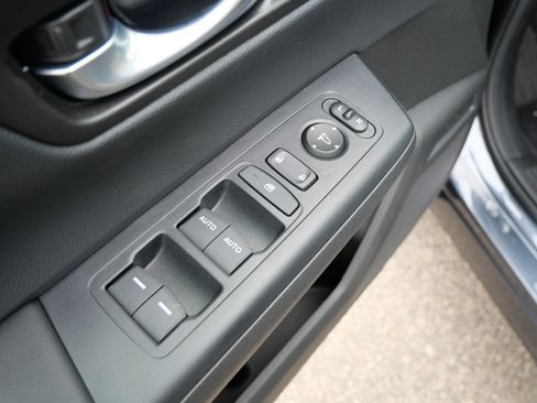 Used 2024 Honda CR-V EX image 24