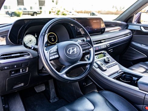 Used 2023 Hyundai Palisade Calligraphy FWD image 11