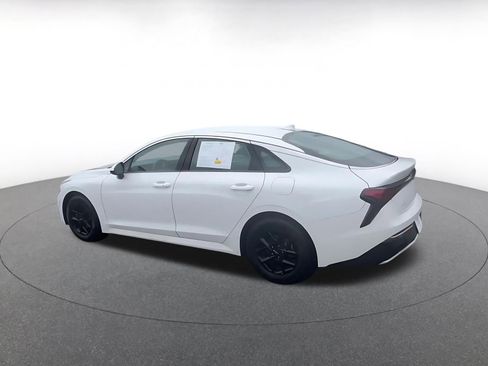 Used 2025 Kia K5 LXS image 12
