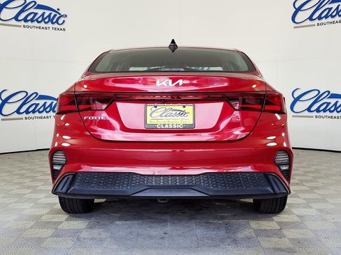 Used 2023 Kia Forte LXS image 4