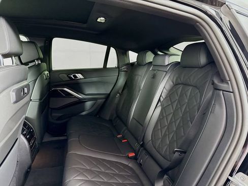 New 2026 BMW X6 xDrive40i w/ Climate Comfort Package image 26