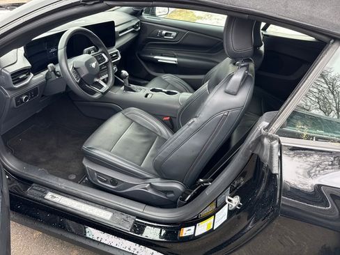 Certified 2025 Ford Mustang GT Premium image 45