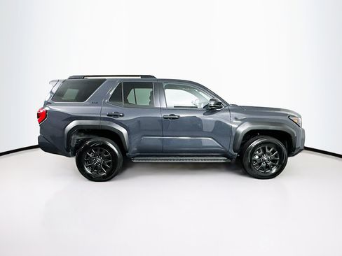 Used 2025 Toyota 4Runner SR5 image 10