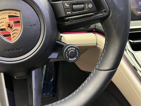 Used 2025 Porsche Panamera 4 image 15