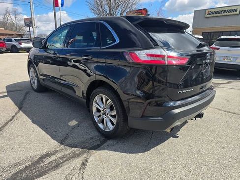 Used 2023 Ford Edge Titanium w/ Equipment Group 301A AWD/4WD image 5