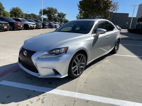 Used 2016 Lexus IS 200t image 1