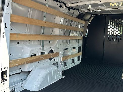 Used 2025 Ford Transit 250 Low Roof w/ Exterior Upgrade Package RWD image 16