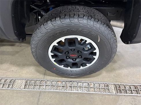 New 2026 Toyota Tacoma TRD Off-Road image 17