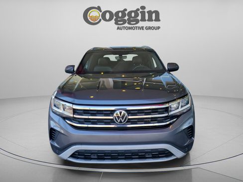 Used 2021 Volkswagen Atlas Cross Sport SE w/ Panoramic Sunroof Package FWD image 5
