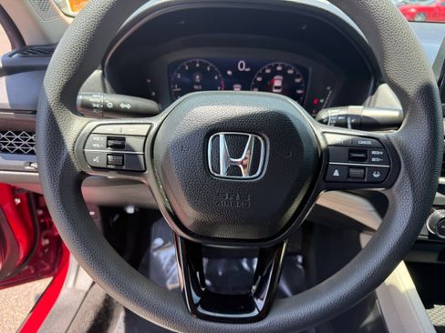 Used 2025 Honda Accord SE image 16