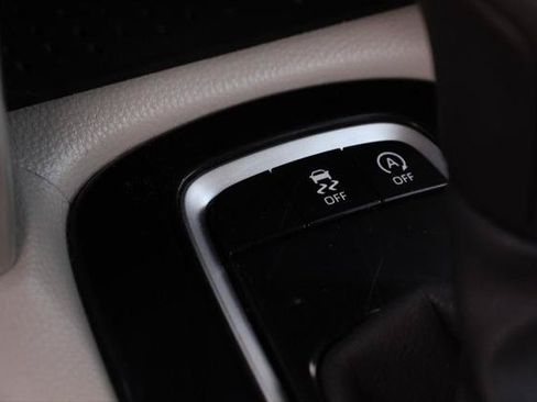 Certified 2024 Toyota Corolla Cross L AWD/4WD image 19