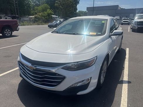Used 2024 Chevrolet Malibu LT FWD image 1