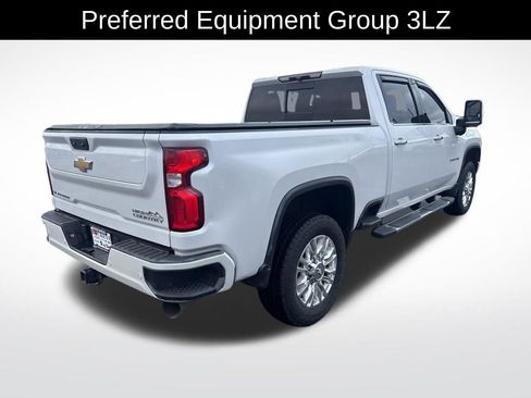 Used 2022 Chevrolet Silverado 3500 High Country image 3