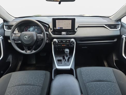 Used 2024 Toyota RAV4 XLE FWD image 9