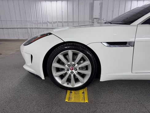Used 2017 Jaguar F-TYPE Coupe RWD image 18