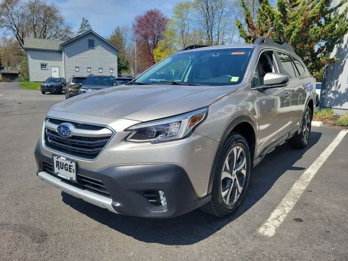 Used 2020 Subaru Outback Limited image 8