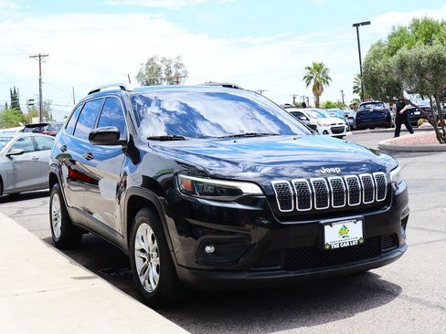 Used 2019 Jeep Cherokee Latitude w/ Popular Appearance Group FWD image 14