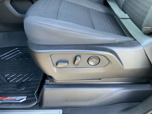 Used 2022 Chevrolet Silverado 1500 LT Trail Boss w/ LPO, Dark Essentials Package image 24