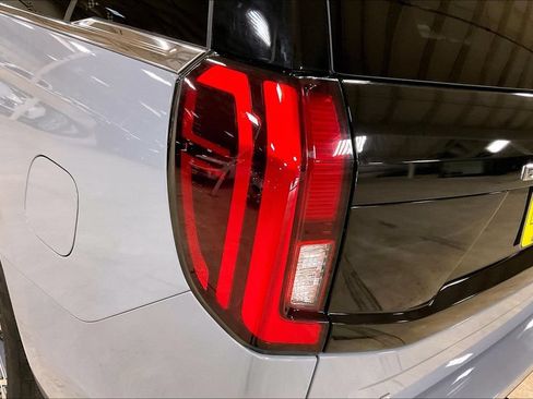 Certified 2025 Ford Expedition Active AWD/4WD image 29