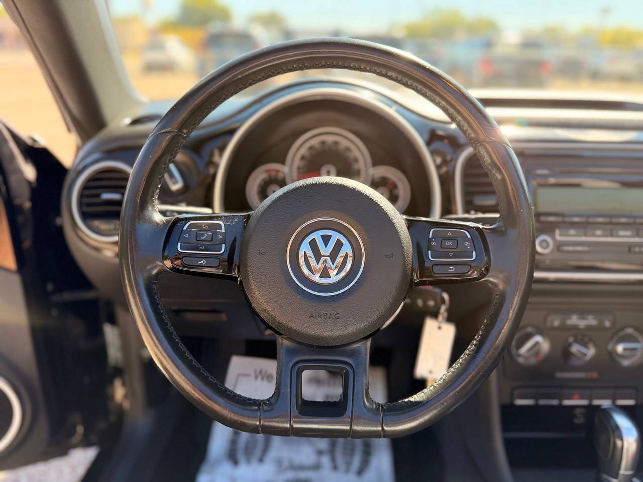 Used 2014 Volkswagen Beetle 1.8T FWD image 19