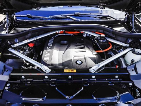 Used 2024 BMW X5 xDrive50e w/ Premium Package image 28