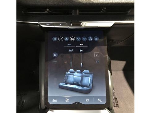 Used 2024 Lucid Air Pure image 34