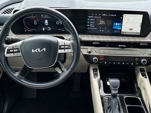 Used 2023 Kia Telluride EX w/ EX Captain's Chair Package FWD image 14
