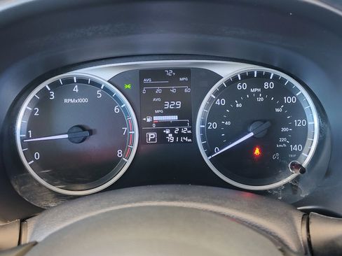 Certified 2025 Nissan Kicks Play S image 20