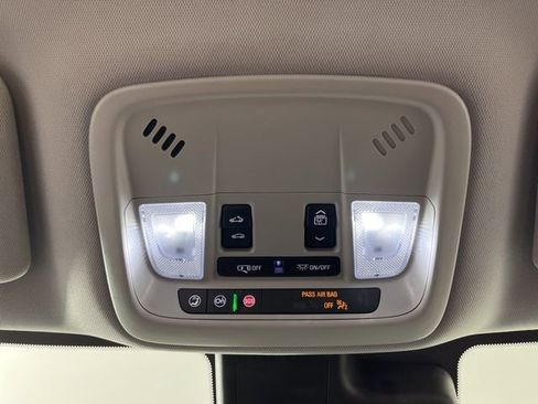 Used 2024 Chevrolet Malibu LT image 35