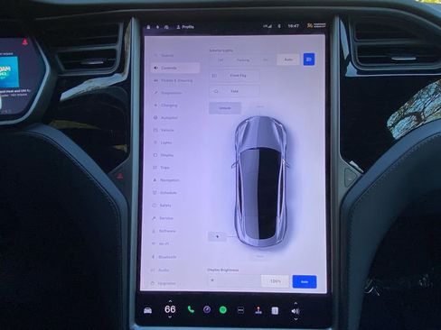 Used 2020 Tesla Model S Long Range Plus image 26