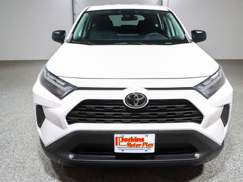 Used 2023 Toyota RAV4 LE image 4