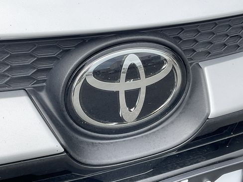 Used 2024 Toyota Corolla LE FWD image 9
