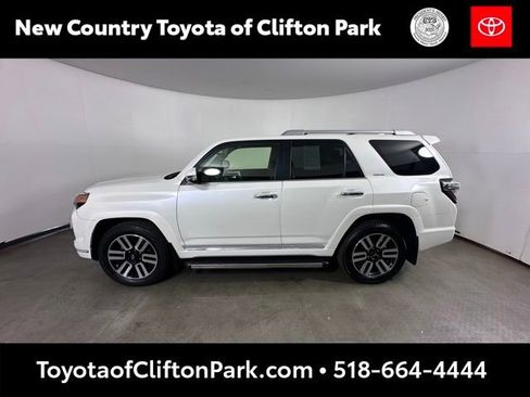 Used 2023 Toyota 4Runner Limited AWD/4WD image 6
