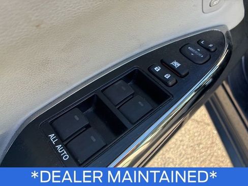 Used 2014 Toyota Avalon Limited image 14