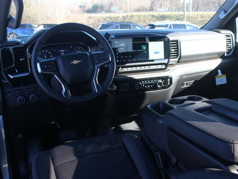 New 2026 Chevrolet Silverado 1500 LT w/ Z71 Off-Road Package image 13